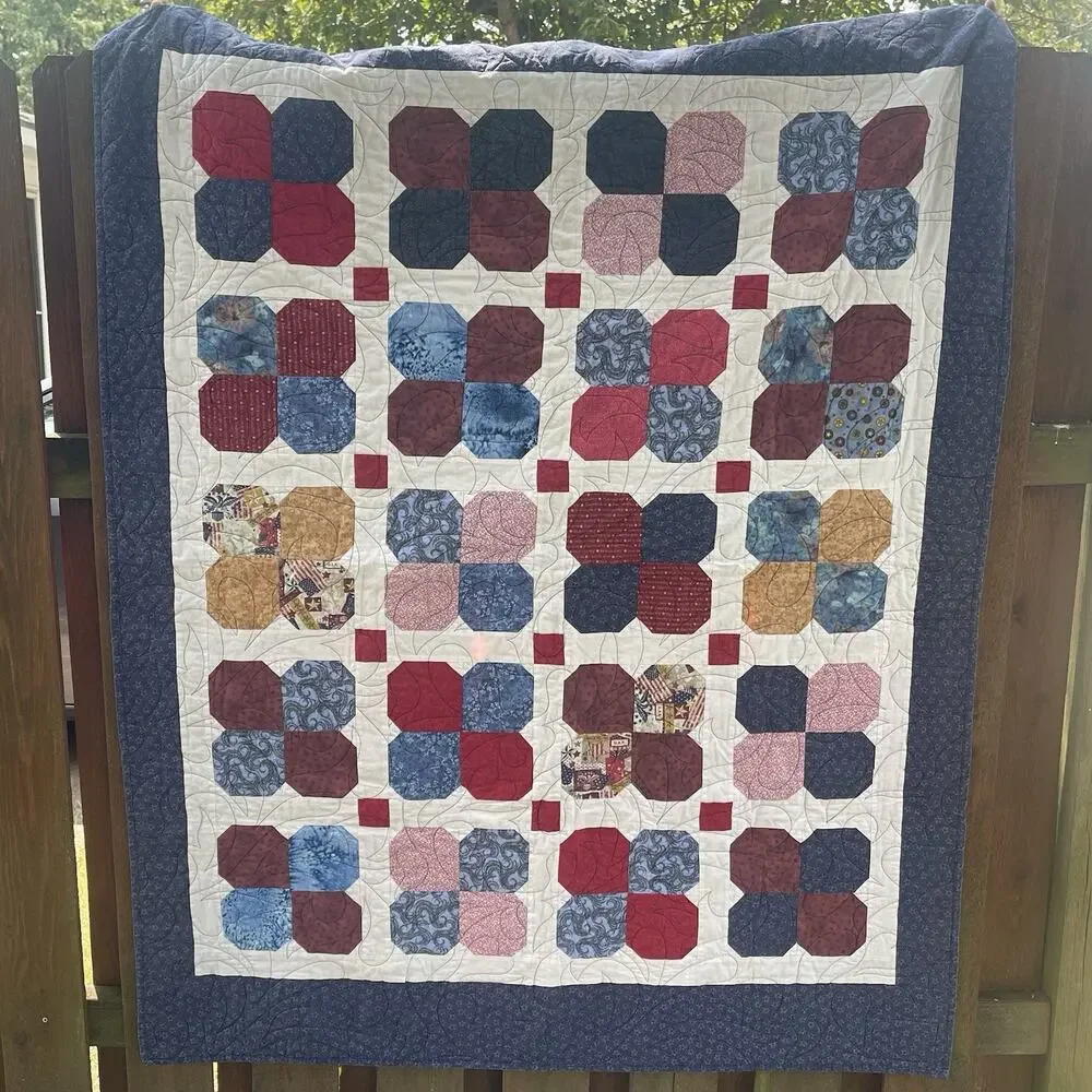 Vintage Bow tie Pattern Quilt. 50”x65” Heartland Quilters Machine Washable